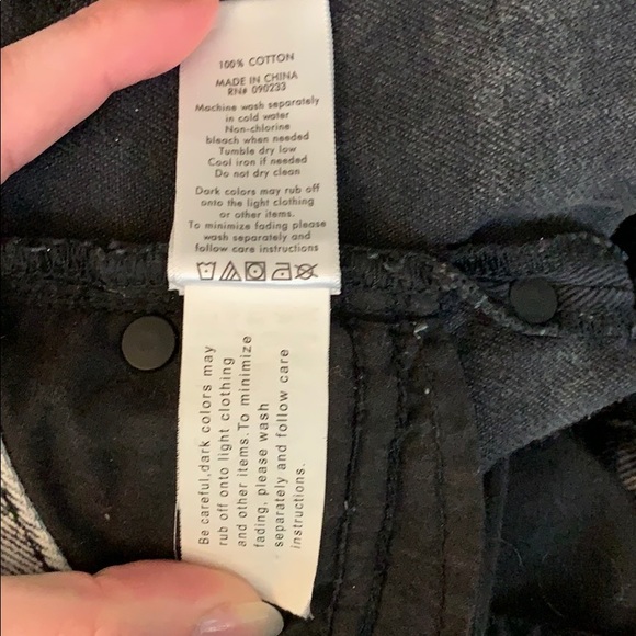 {Bullhead} Slouch Short - Picture 8 of 8